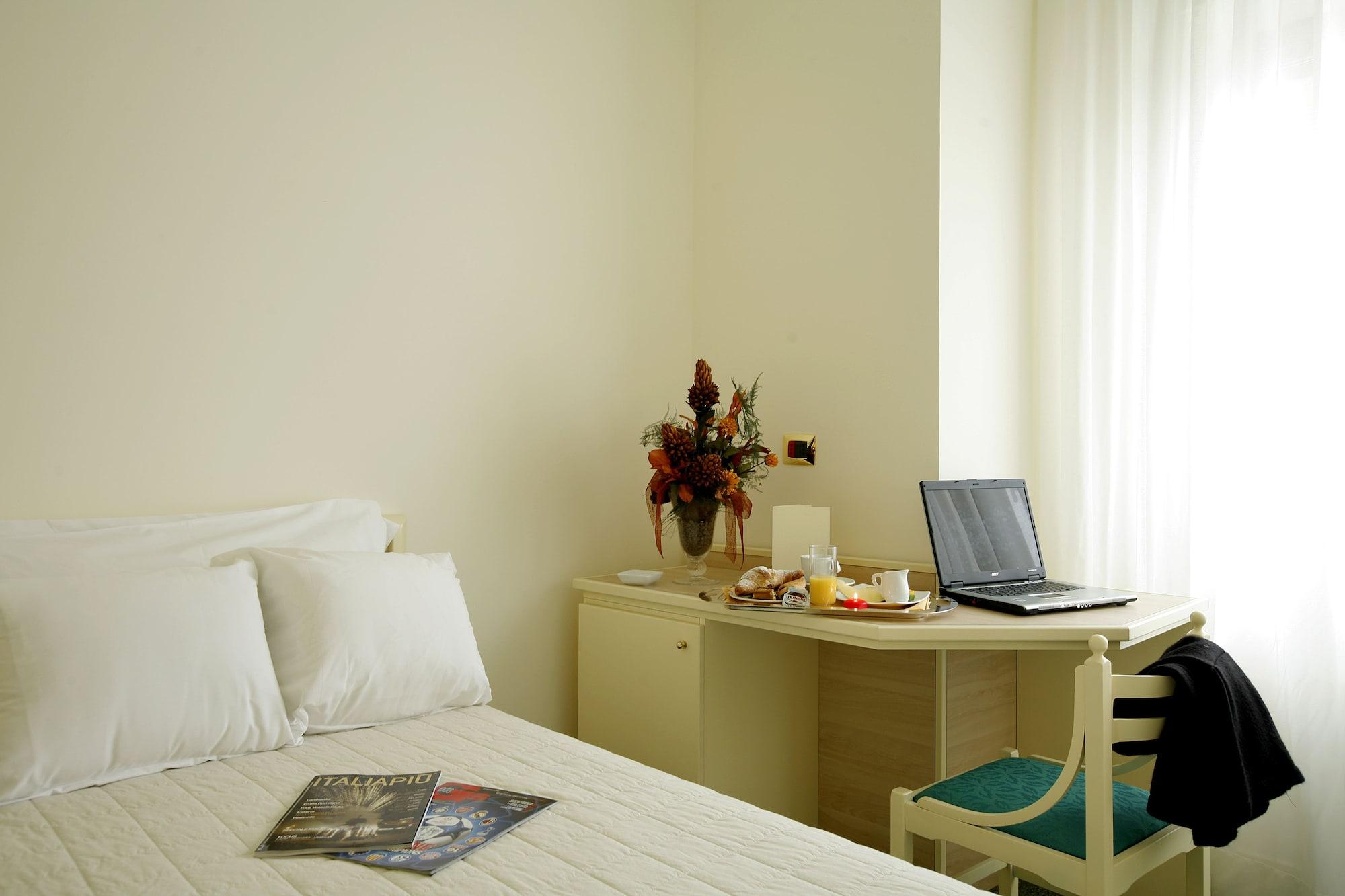 Hotel Bassetto Ferentino Exteriör bild