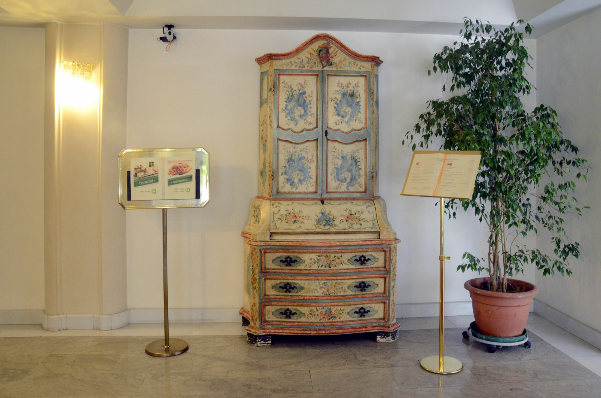 Hotel Bassetto Ferentino Exteriör bild